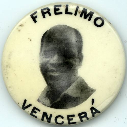 Frelimo button with the face of Eduardo Mondlane, the first president of the movement. Translation: 'Frelimo will win'. Image via African Activist Archive at MSU
