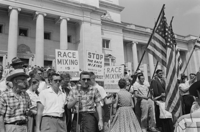 Black and white photograph of a protest against integration in Little Rock, Arkansas 