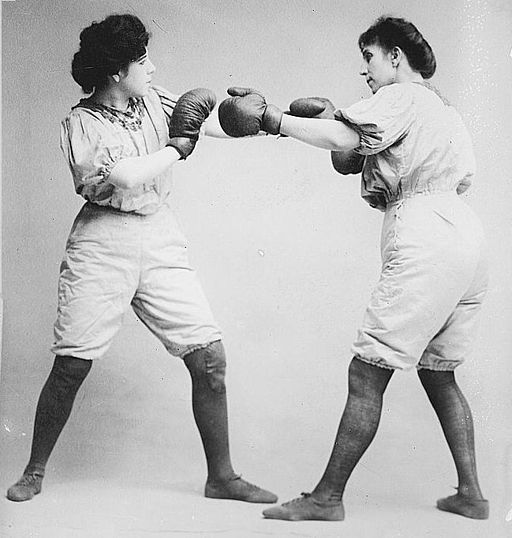 Black and white image of the Bennett sisters boxings, c. 1910