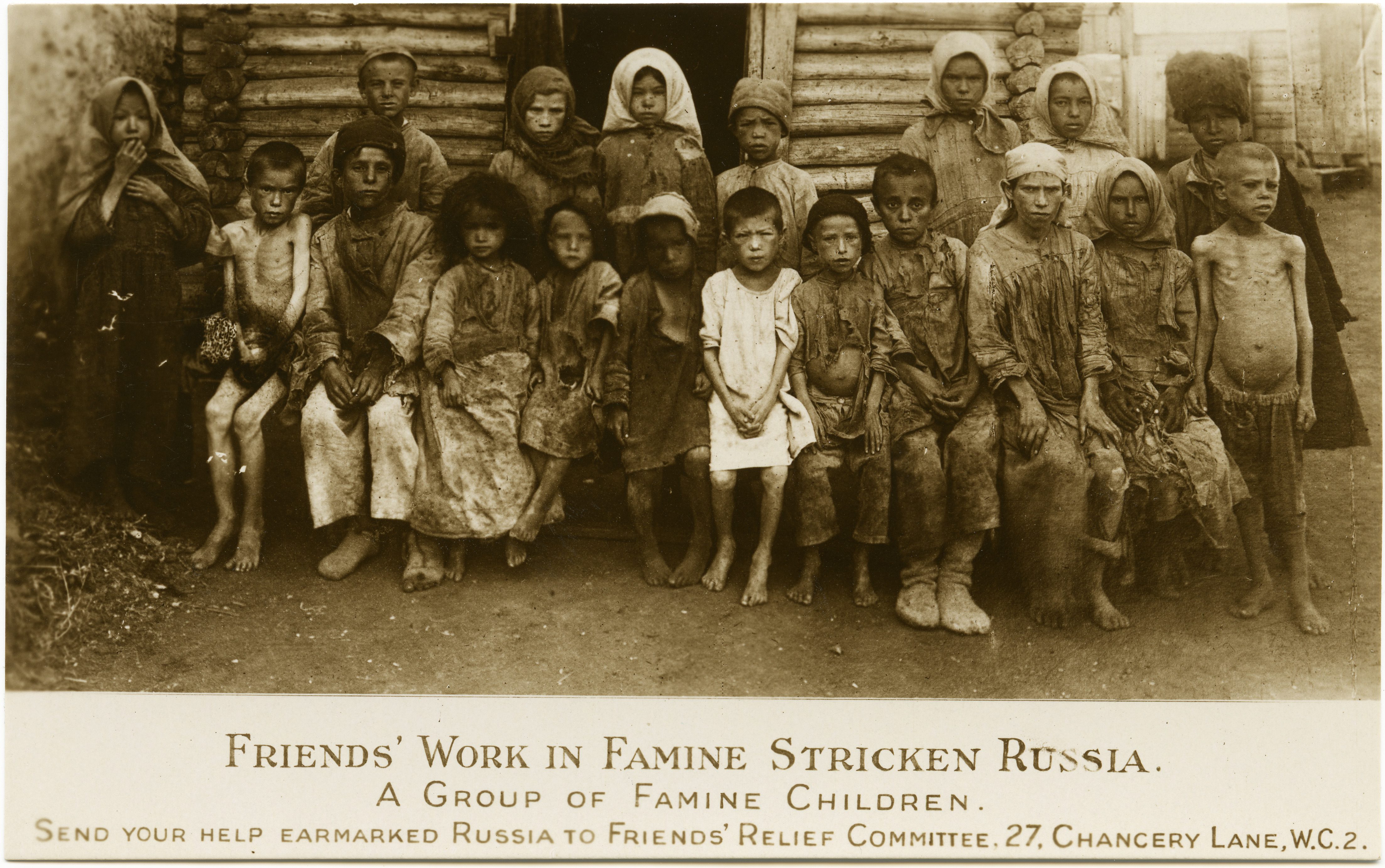 Голод 20 годов. Голодающие дети Поволжья 1921. Голодомор в России 1921-1922.