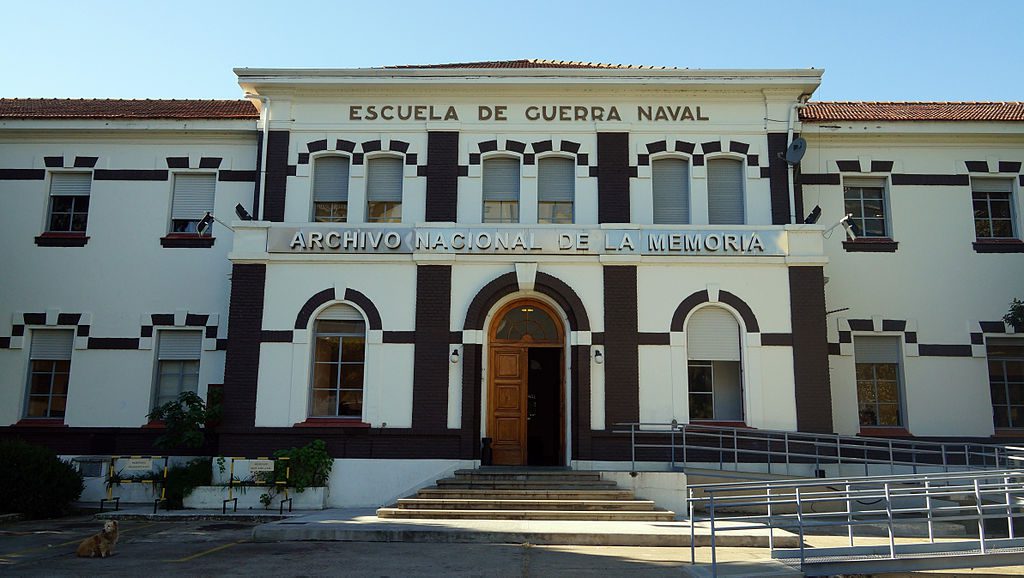 Photo of Escuela de Guerra Naval, which now serves as the Archivo Nacional de la Memoria