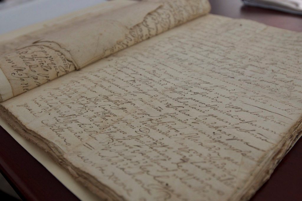 A Colonial Zapotec document in the Archivo General del Poder Ejecutivo del Estado de Oaxaca, Mexico