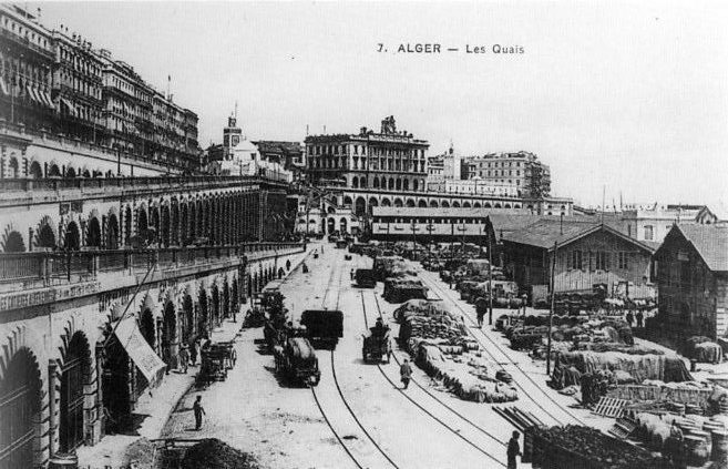 A view of colonial Algiers ca. 1900. 