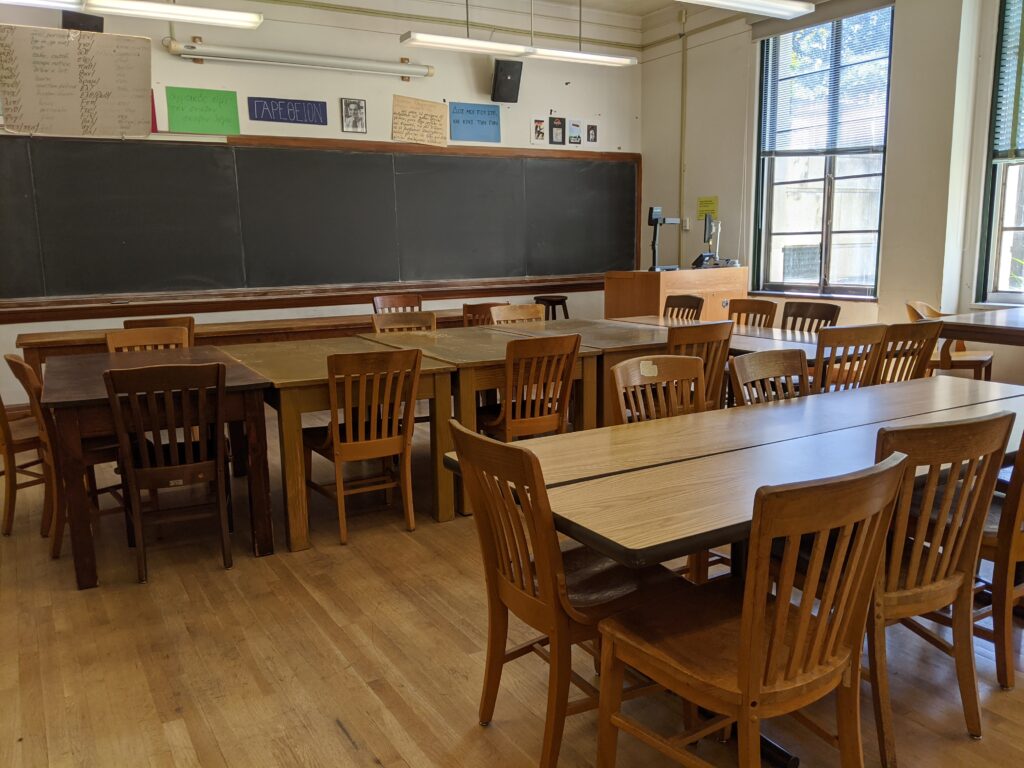 A typical example of a History seminar room. 