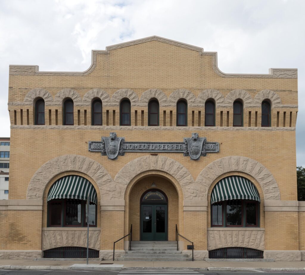 The Dr Pepper Museum in Waco, Texas, housed in the 1906 Artesian Manufacturing and Bottling Company building. Photograph by Carol M. Highsmith.
